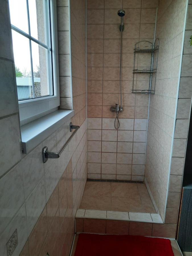 Apartman Chiarita Nemsova ภายนอก รูปภาพ