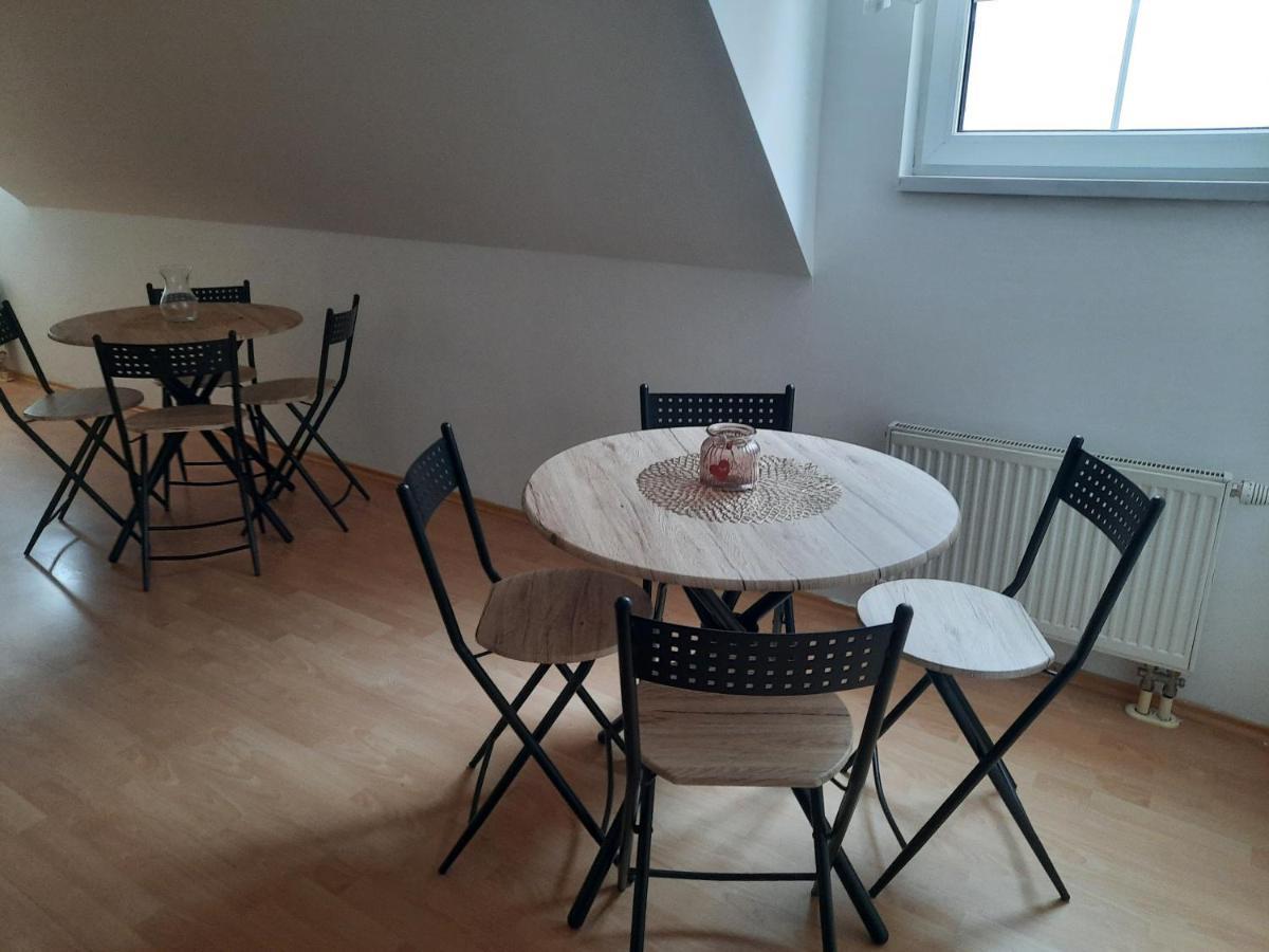 Apartman Chiarita Nemsova ภายนอก รูปภาพ