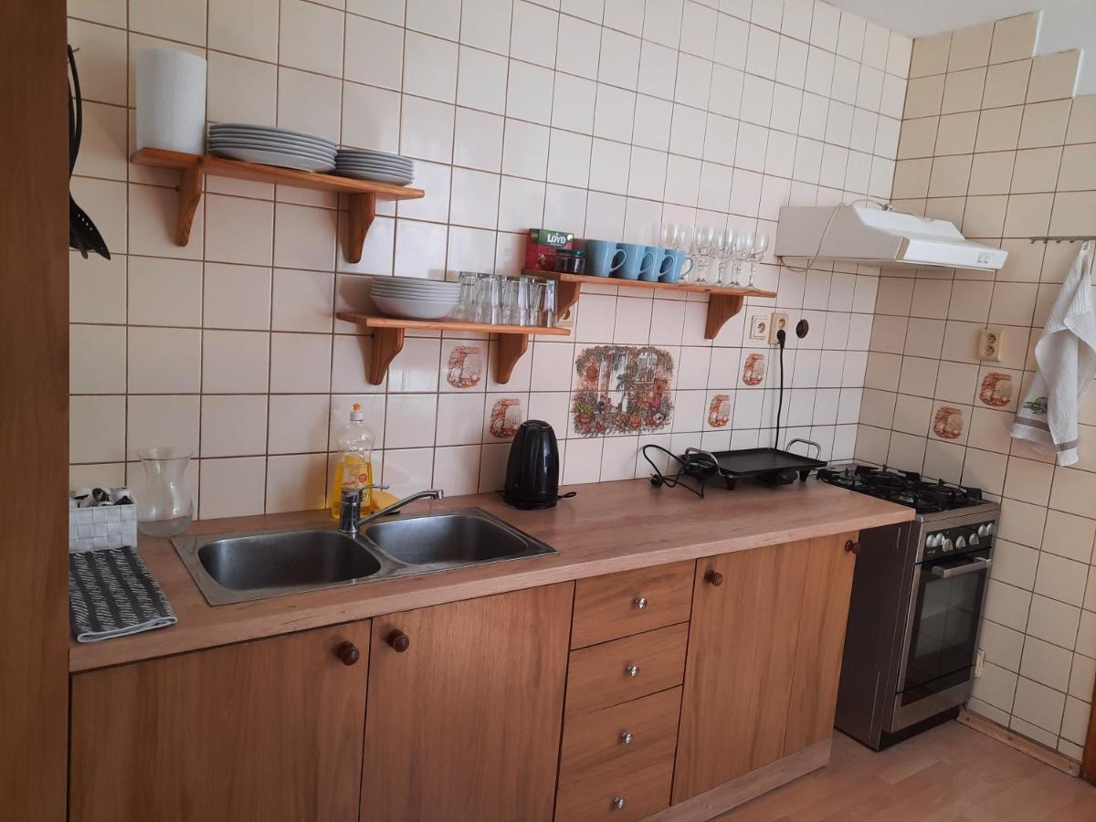 Apartman Chiarita Nemsova ภายนอก รูปภาพ